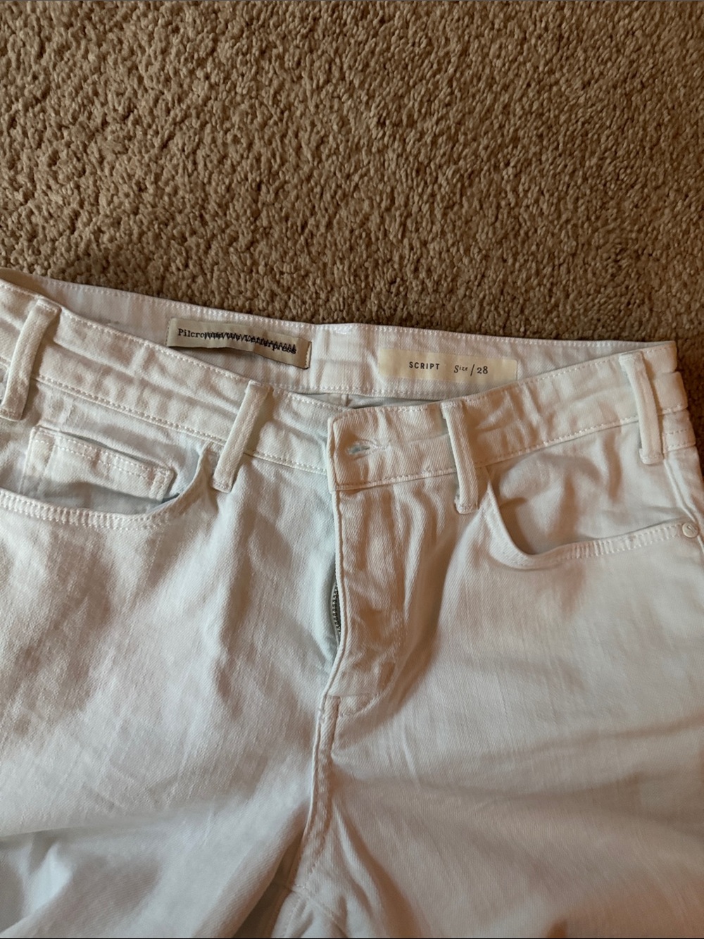 ANTHROPOLOGIE Pilcro And The Letterpress White Script Frayed Hem Jeans, Size 28
